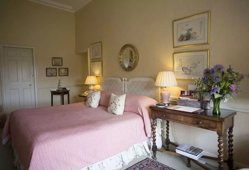 １ベッドルームハウス, Middlethorpe Hall & Spa