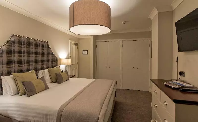 اتاق استاندارد با تخت بزرگ, Murrayshall Country Estate