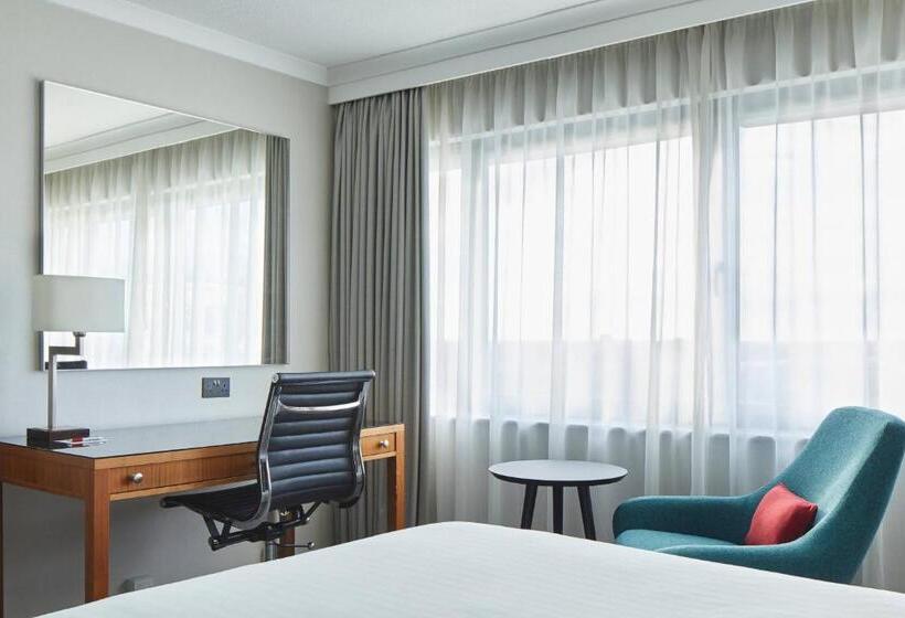 Номер Deluxe Кровать Кинг, Portsmouth Marriott