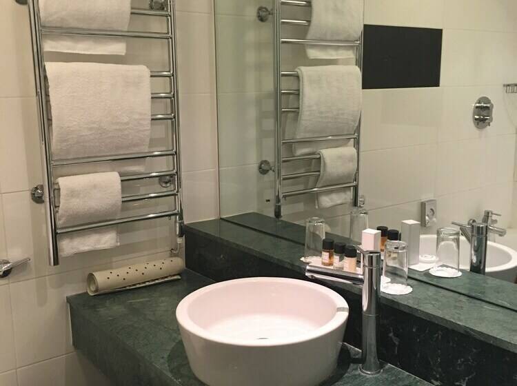 Номер Стандарт, Quorn Country Hotel Leicester