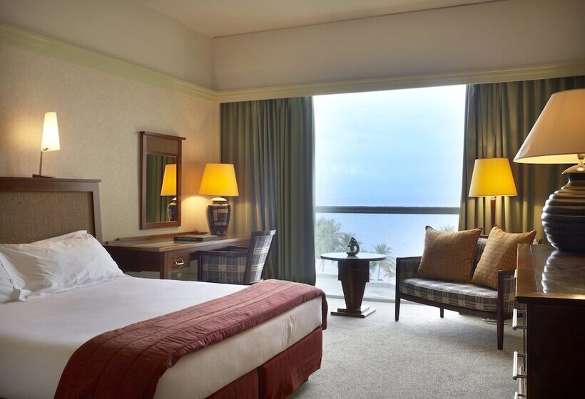 エクゼクティブルーム, Re Ndama