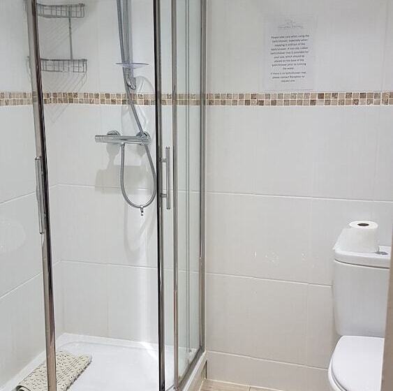 اتاق خانوادگی, Riviera