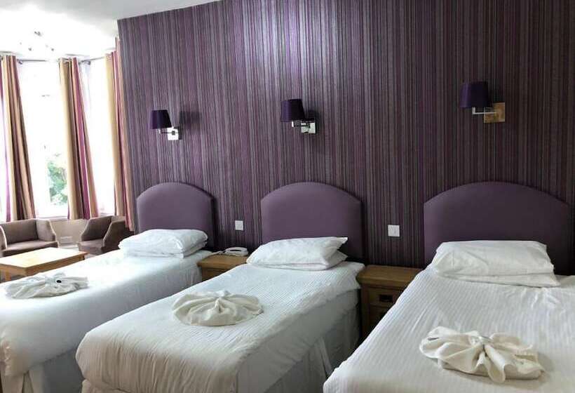 اتاق استاندارد سه نفره, Riviera