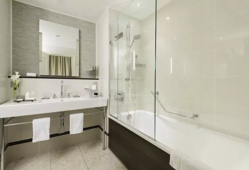 エクゼクティブルーム, St. James  Court, A Taj Hotel, London