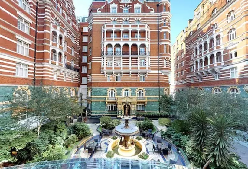 エクゼクティブルーム, St. James  Court, A Taj Hotel, London