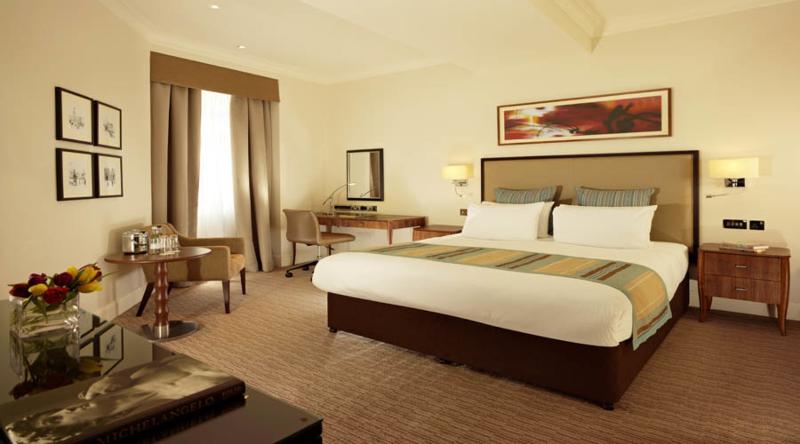 Номер Executive, St. James  Court, A Taj Hotel, London