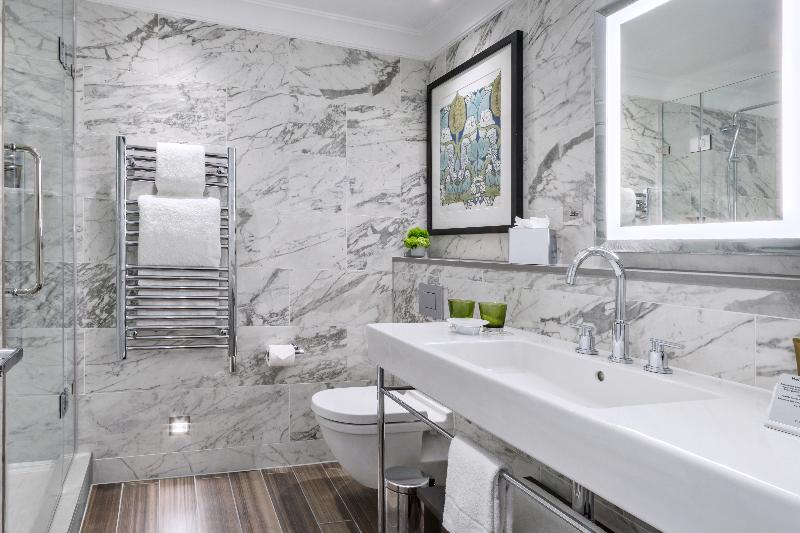 优质家庭房间, St. James Court, A Taj Hotel, London