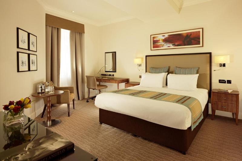 行政房间, St. James Court, A Taj Hotel, London