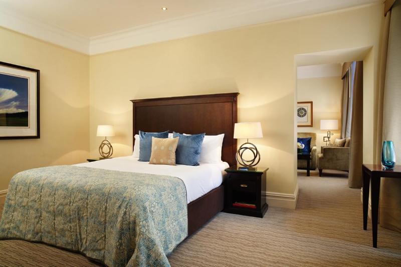 经典小型套房, St. James Court, A Taj Hotel, London