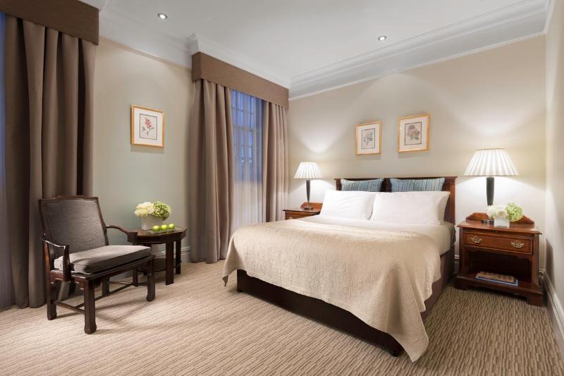 古典房间, St. James Court, A Taj Hotel, London