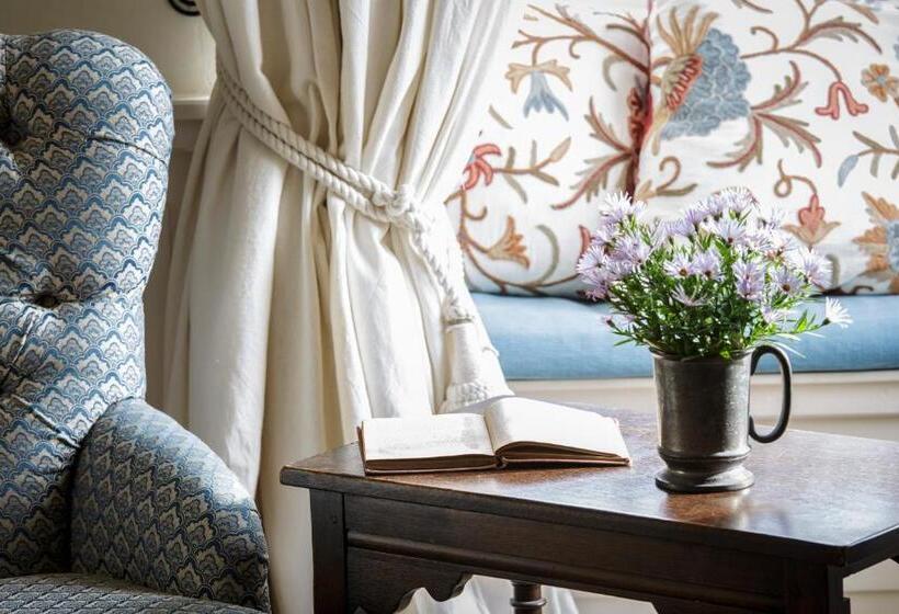 غرفة سوبيريور, Star Castle