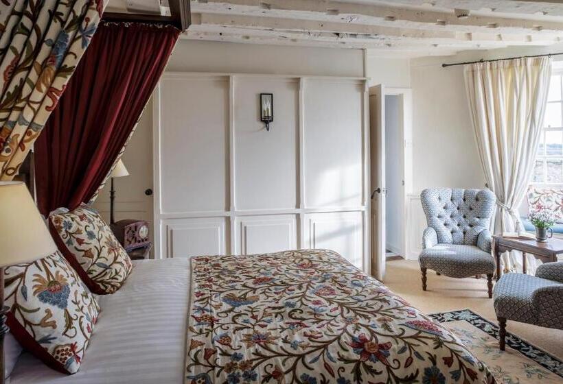 غرفة سوبيريور, Star Castle