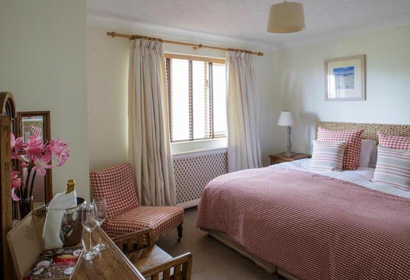 جناح سوبيريور مطل علي البحر, Star Castle