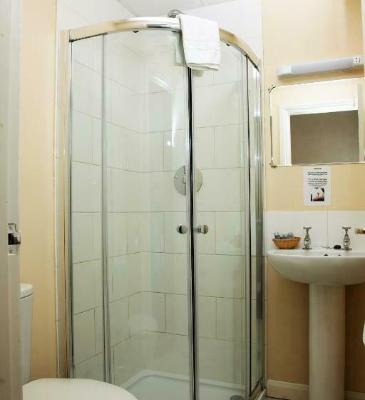 スタンダードシングルルーム, The Columbia