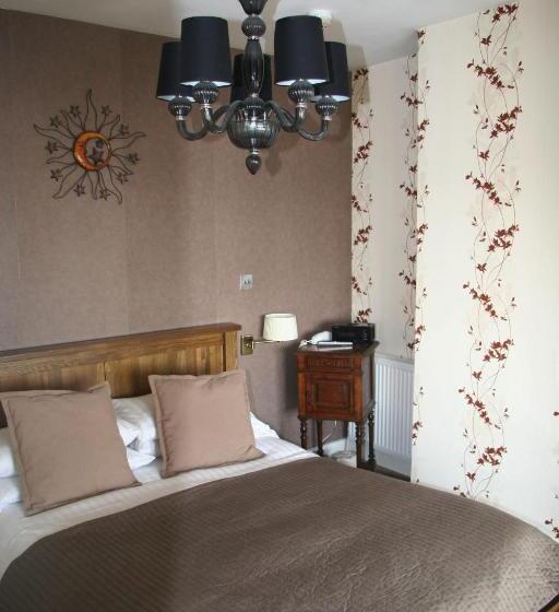 주니어 스위트, The Hope Anchor