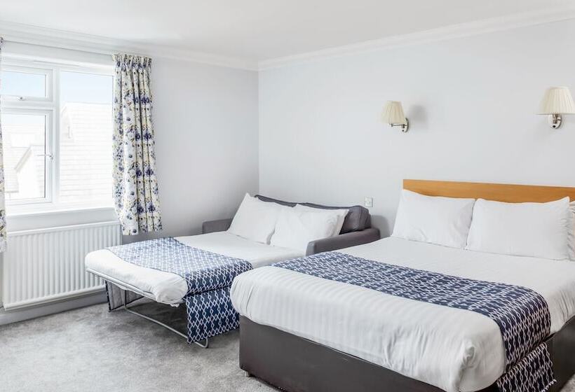 패밀리 룸, The Kilbirnie