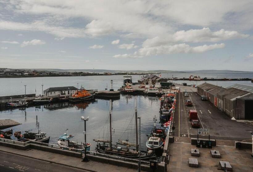 주니어 스위트 바다 전망, The Kirkwall