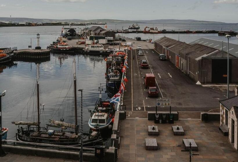 Полулюкс Вид на Море, The Kirkwall