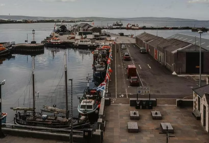 اتاق استاندارد با چشم‌انداز دریا, The Kirkwall