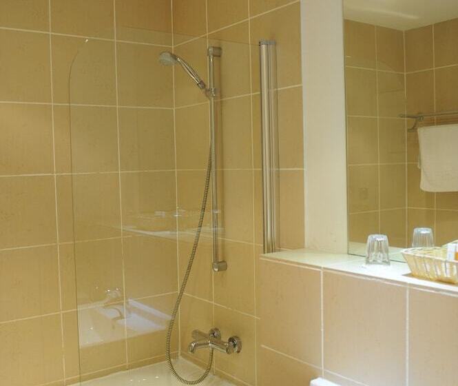 高级大房间, Oriel