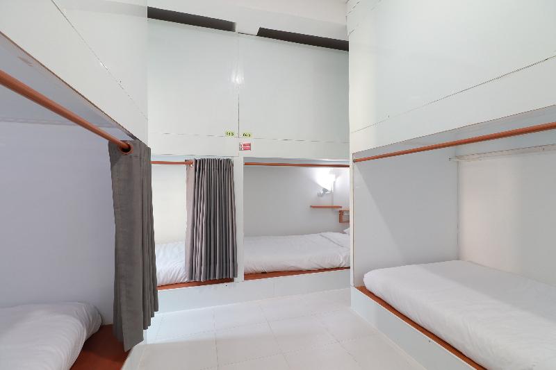 高级大房间, Oriel