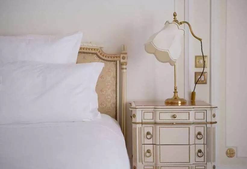 Junior Suite, The Ritz London