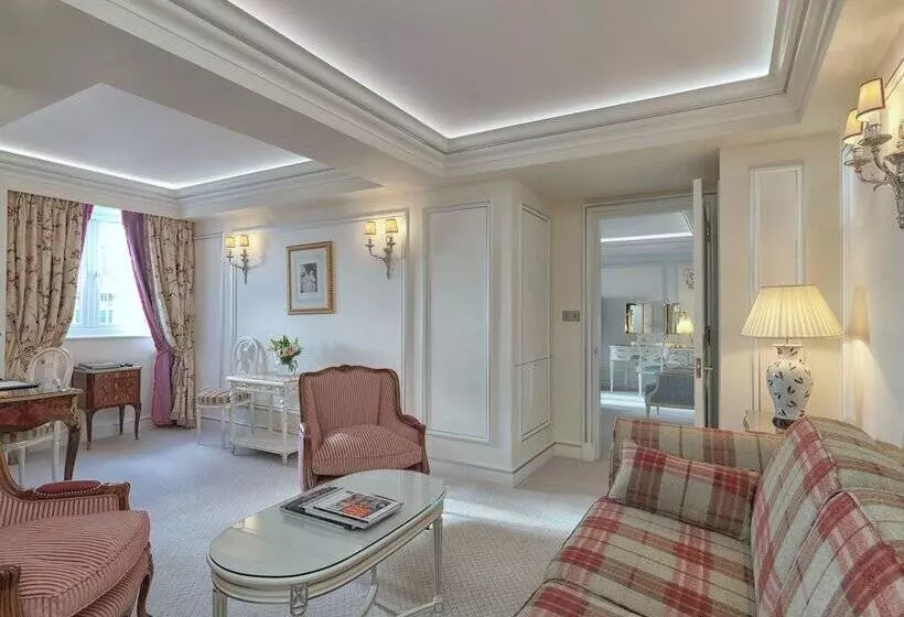 Executive Suite, The Ritz London