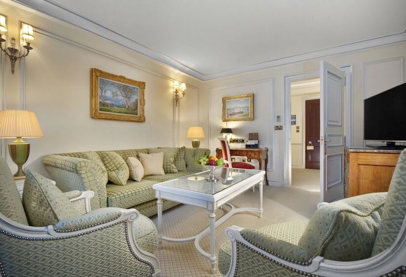 Executive Suite, The Ritz London