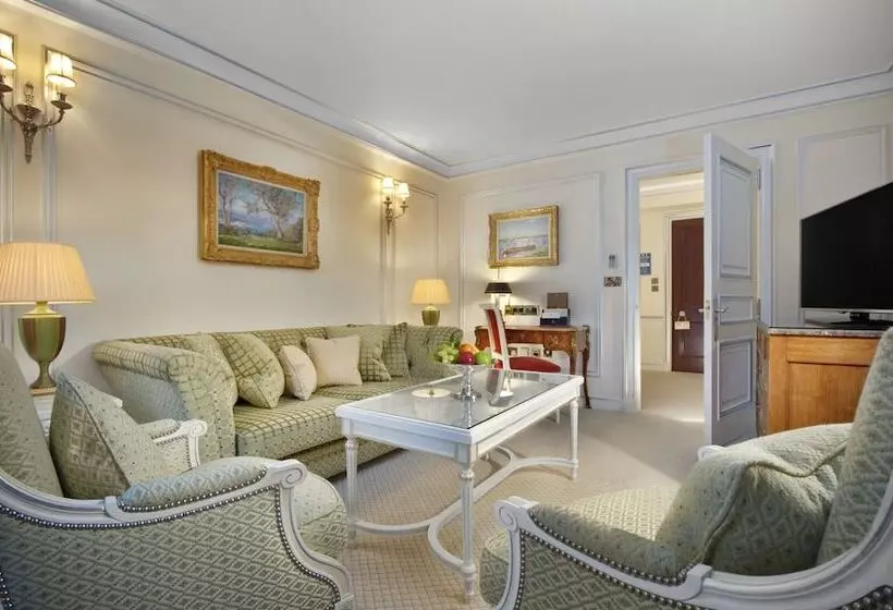 Executive Suite, The Ritz London