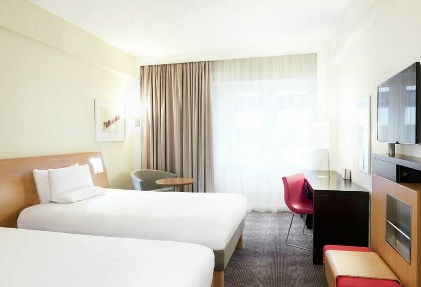 身障者適用スーペリアールーム, Novotel London West
