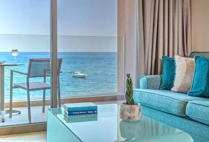 オーシャンビュージュニアスイート, Amada Colossos Resort
