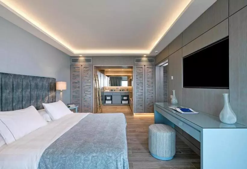 オーシャンビューデラックススイート, Amada Colossos Resort