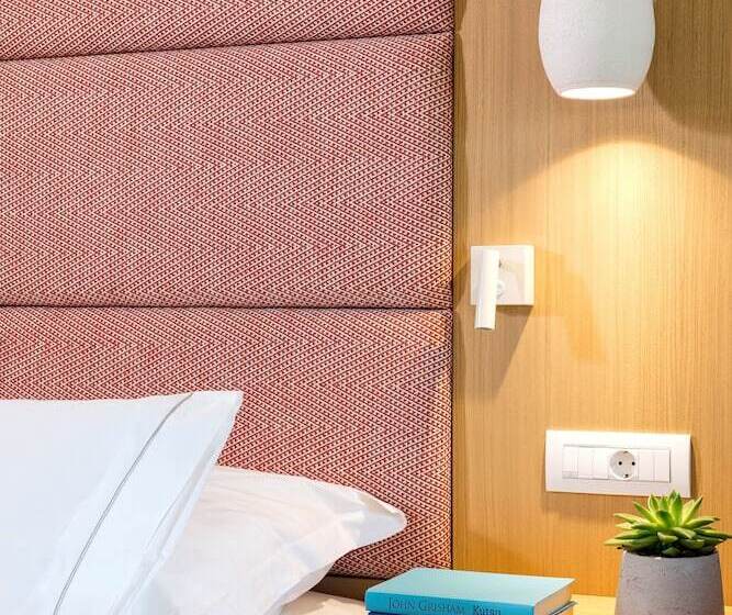 Номер Стандарт Боковой Вид на Море, Amada Colossos Resort