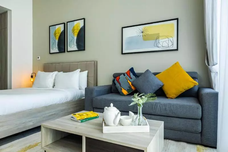 Suite Junior, Athenaeum Grand