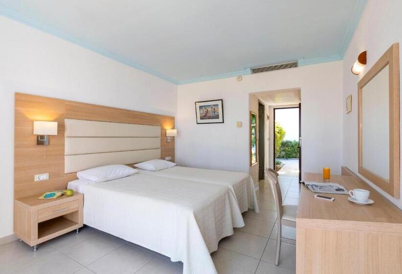 بنجلو قياسى مطل على البحر, Blue Horizon