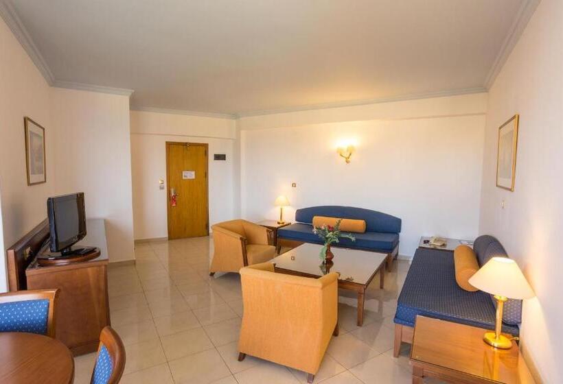 Family Suite, Blue Horizon