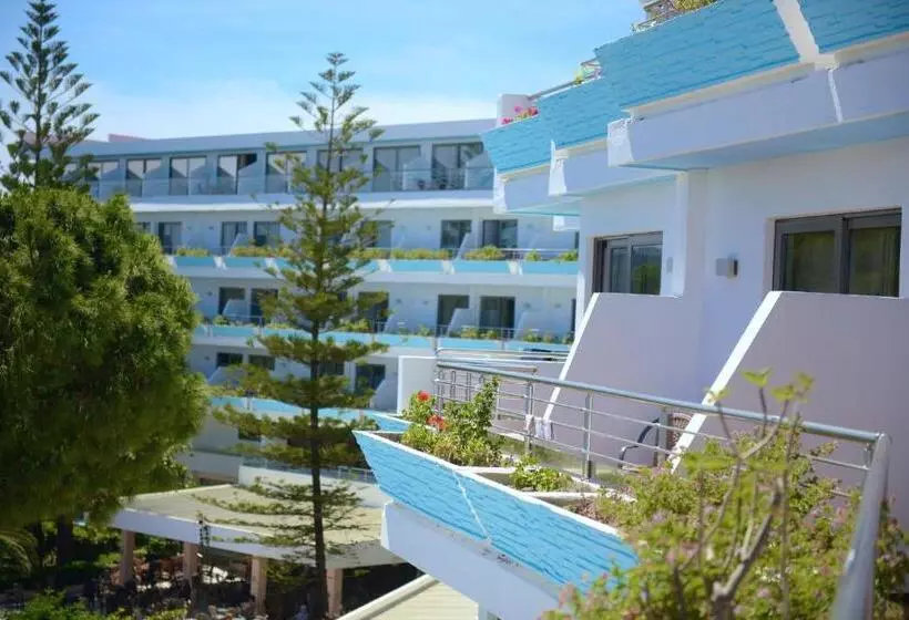 سوییت خانوادگی, Blue Horizon