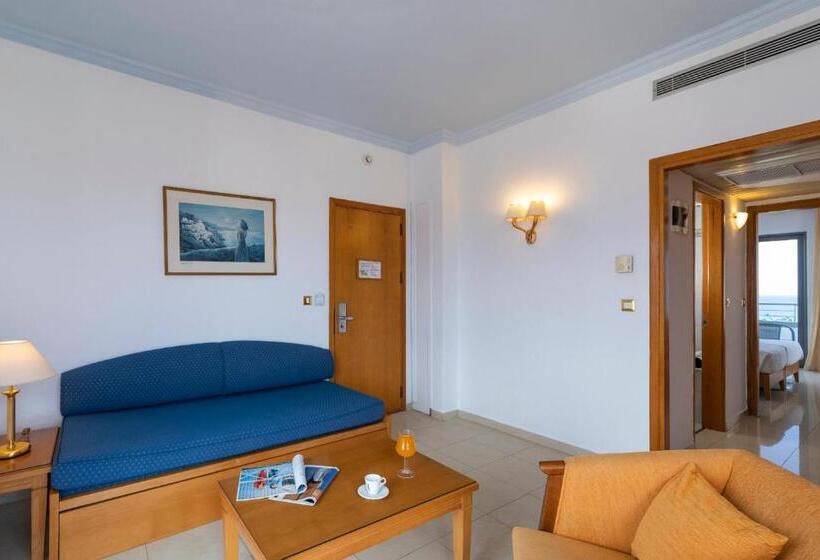 Family Suite, Blue Horizon