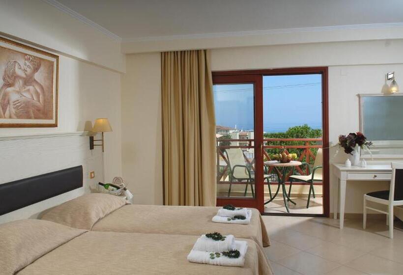 スーペリアールーム, Cactus Beach