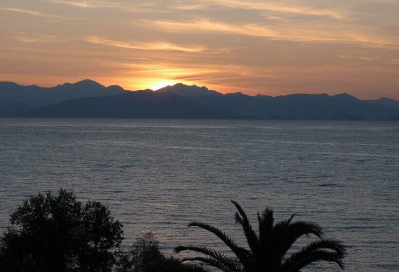 수피리어 룸 바다 전망, Corfu Palace