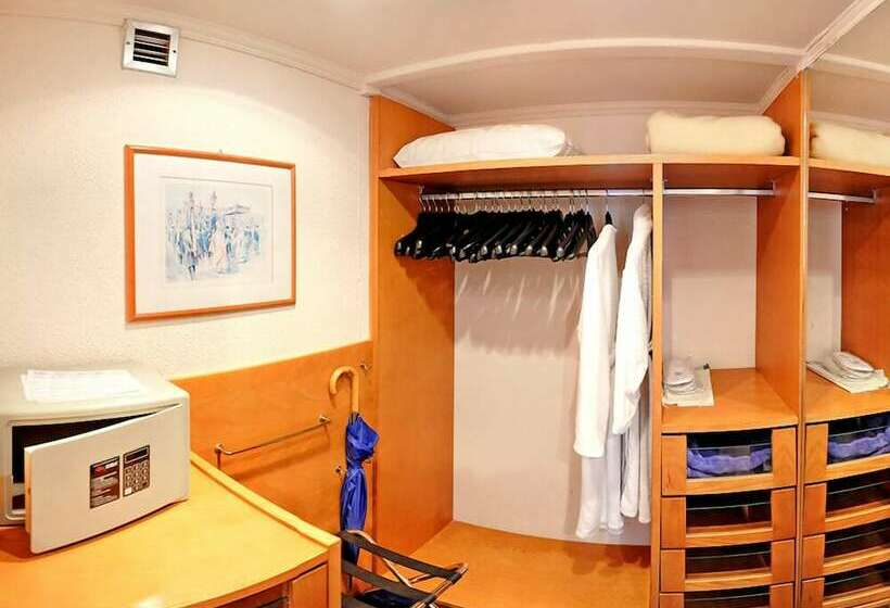 수피리어 룸 바다 전망, Corfu Palace