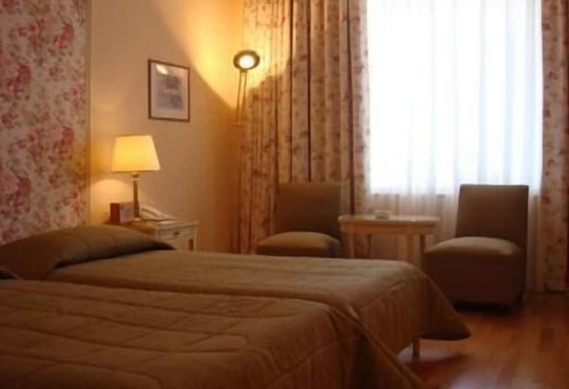 스탠다드 룸 바다 전망, Corfu Palace