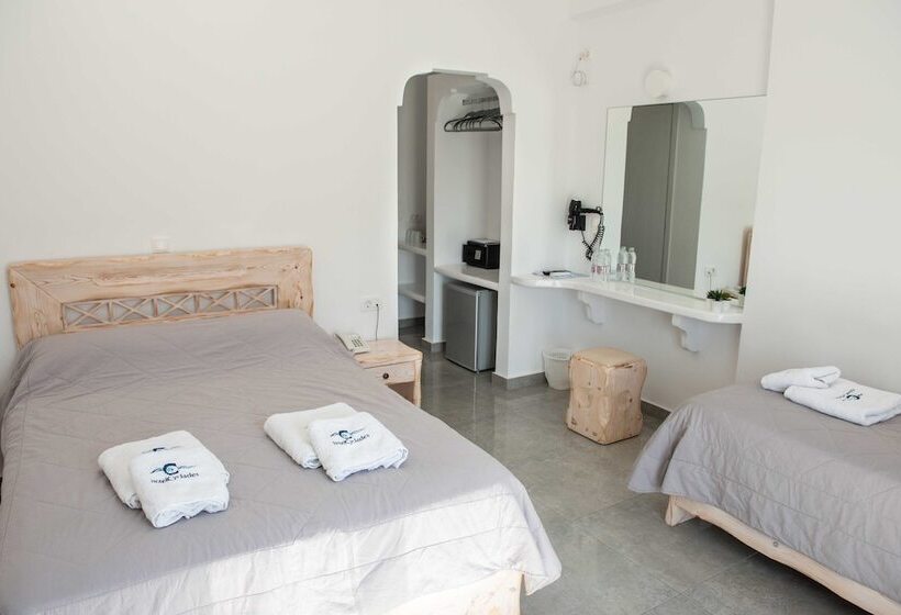 חדר סטנדרט לארבעה, Cyclades