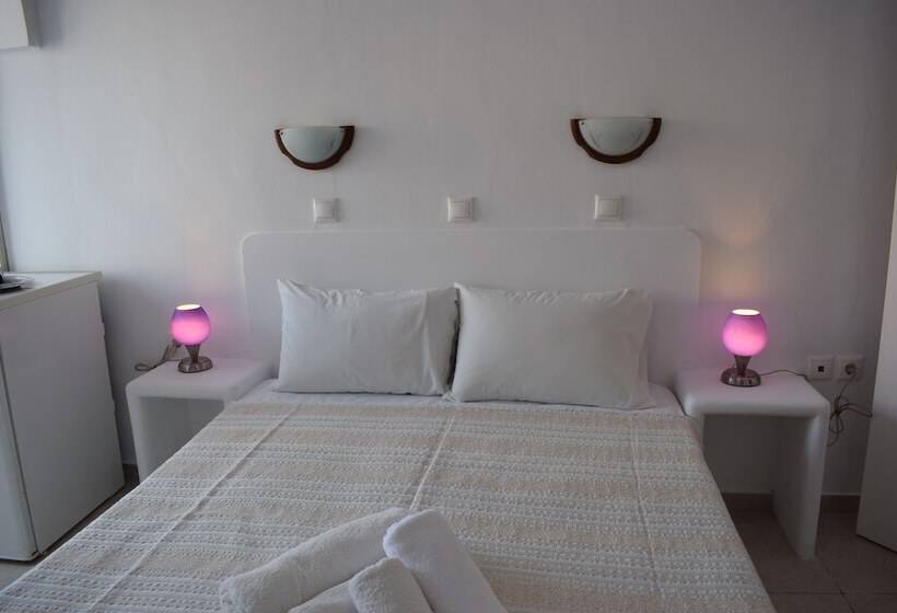 חדר אקונומי, Cyclades