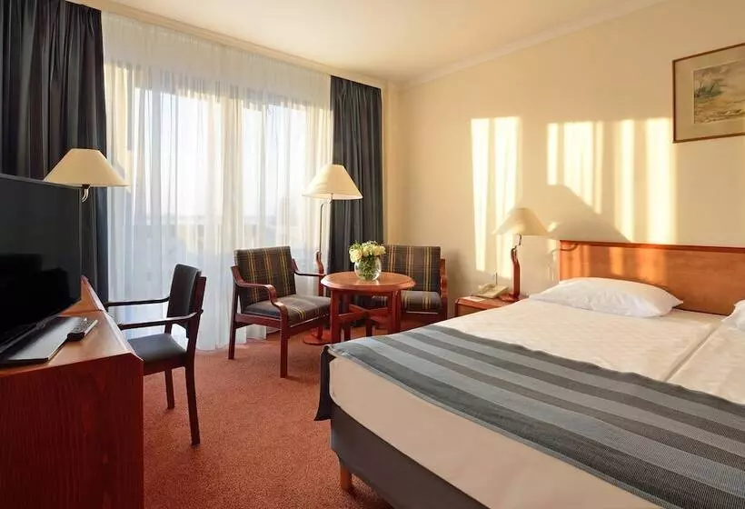 Standardzimmer Plus, Danubius Hotel Bük