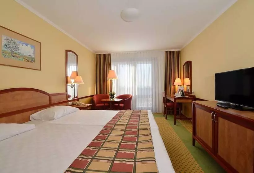Superior-Zimmer, Danubius Hotel Bük