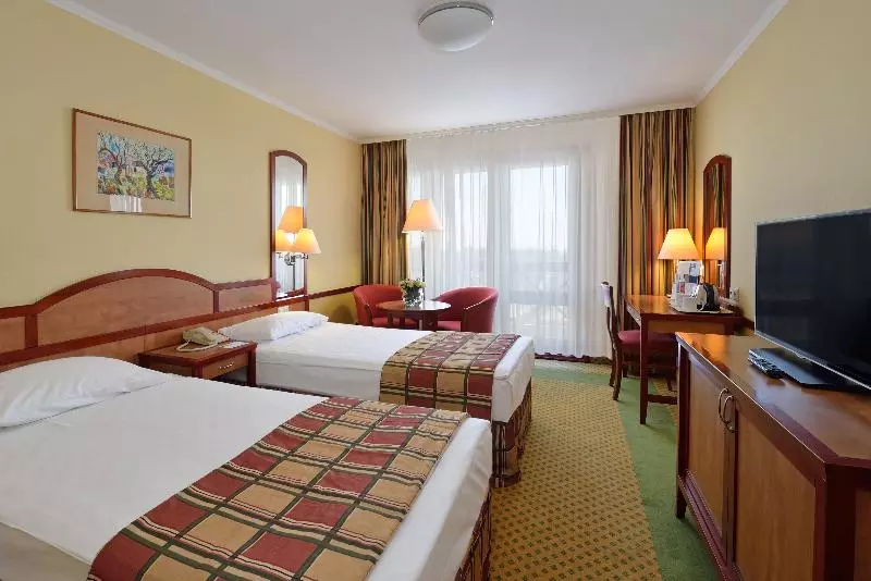 Superior-Zimmer, Danubius Hotel Bük