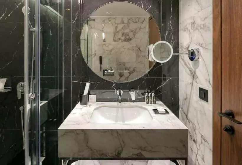 Superior-huone Merinäkymä, Electra Palace Thessaloniki