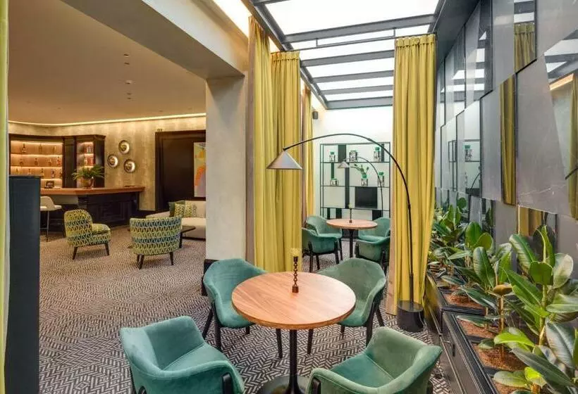 Executive-huone Merinäkymä, Electra Palace Thessaloniki