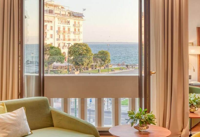 带海景的高档三人间, Electra Palace Thessaloniki